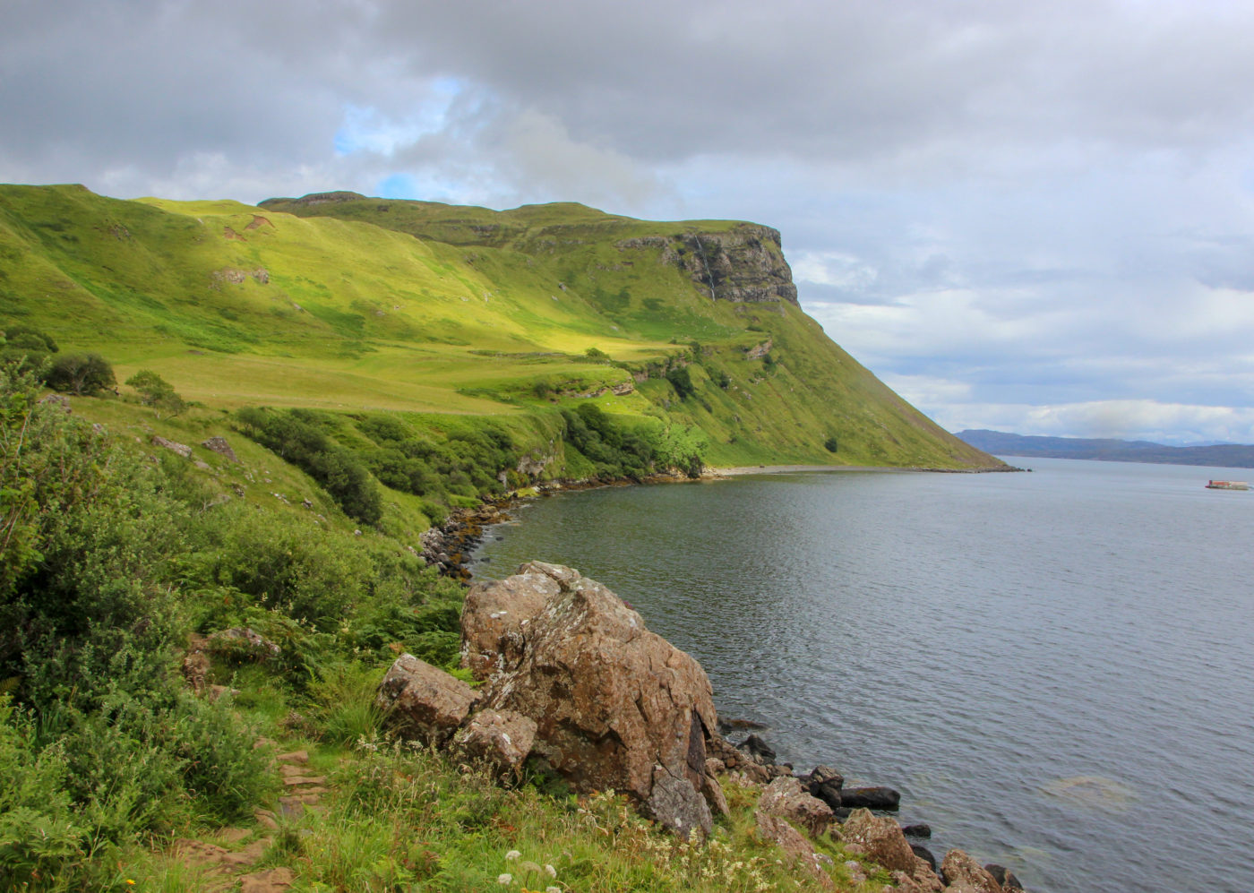 Isle of Skye’s Portree Bay and Scenic Walks