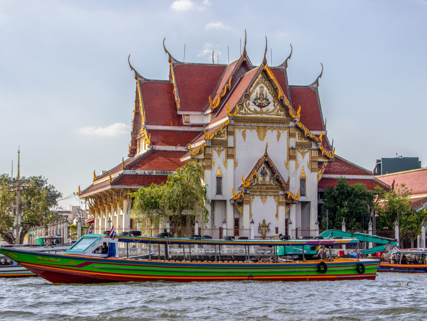 Fantastic Bangkok Canal Cruise & Temples Highlights