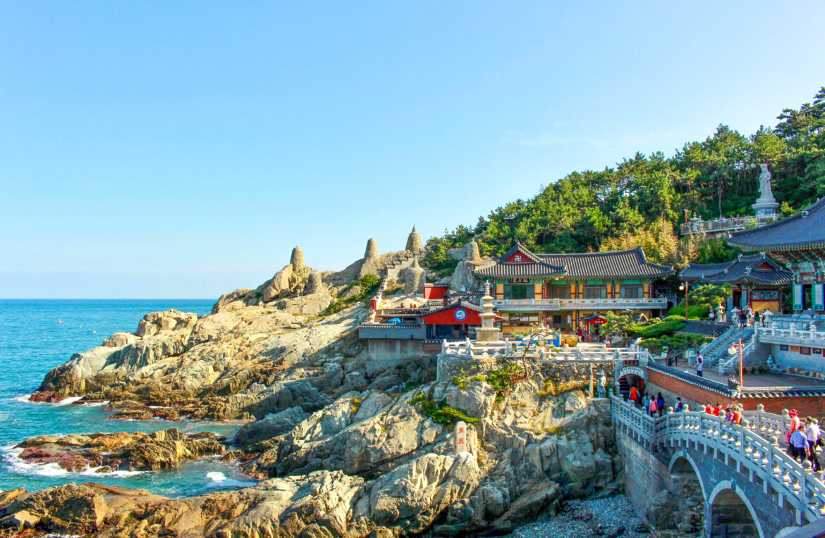 jo-quinn-GO4BBsjgTHM-unsplash Buddhist Temple Busan South Korea